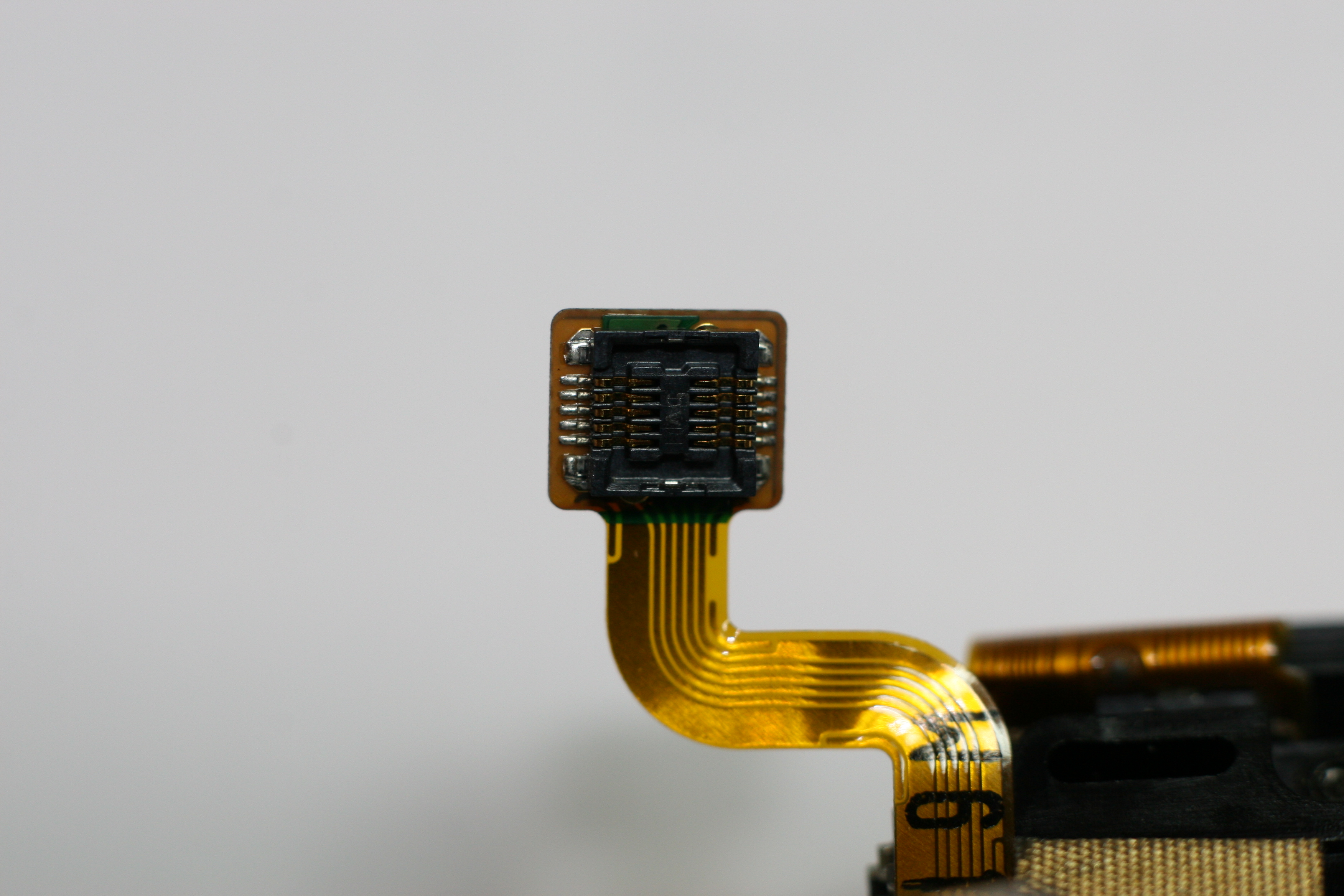 SPH-A940 2 megapixel CMOS camera module